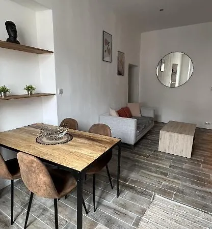 Coeur Du Vieil Appartement Antibes